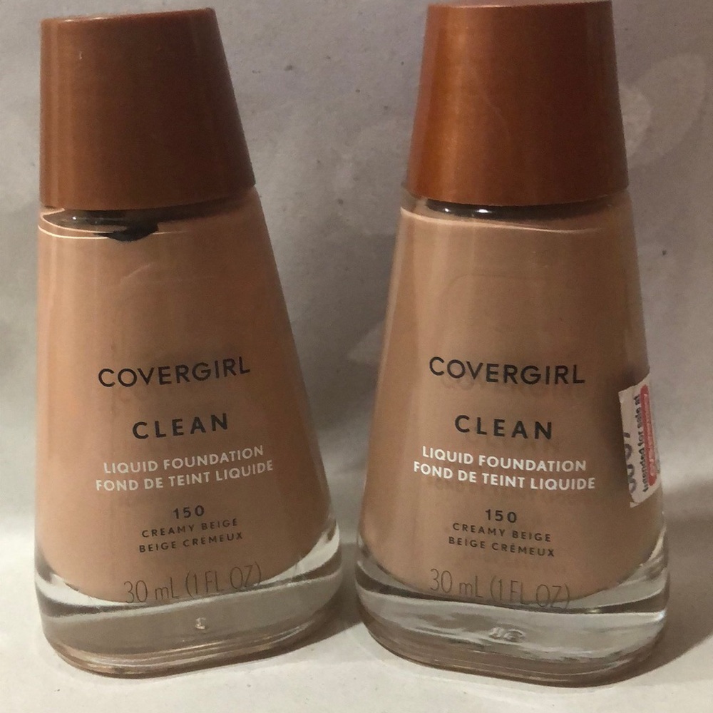 Covergirl Clean  Liquid Foundation 150 Creamy Beige  x2
